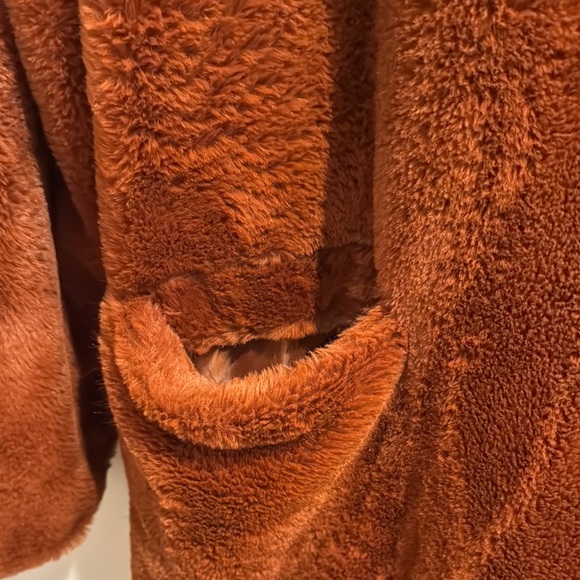 BLANKNYC  Women's‎ Faux Fur Coat in Brown Large - Picture 4 of 7